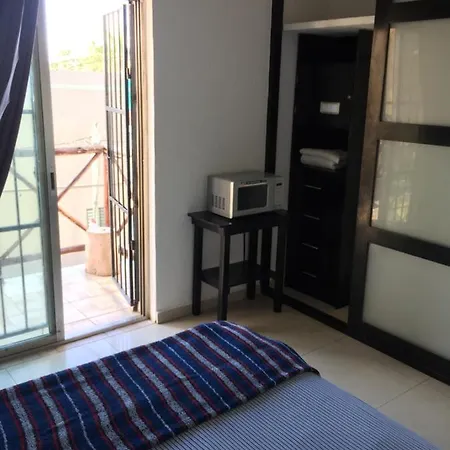 Habitación independiente en el centro de PDC
